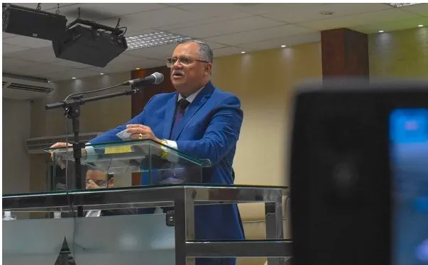 José Orisvaldo Nunes, presidente da Assembleia de Deus em Alagoas, convida os fiéis para a Conferência Missionária
