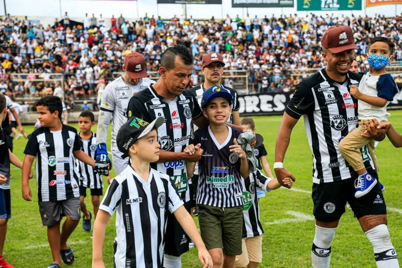 No último jogo em Arapiraca, torcida fez a festa e Alvinegro eliminou o Rio Branco nos pênaltis, com gol de Didira
