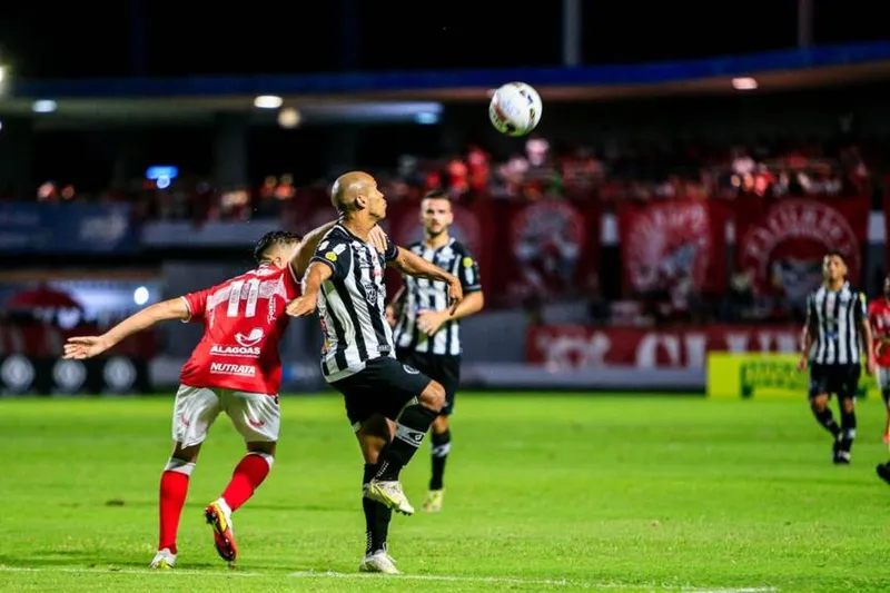Lateral direito Michel Tiago fez sua temporada com mais jogos na carreira e ajudou o ASA na Série D