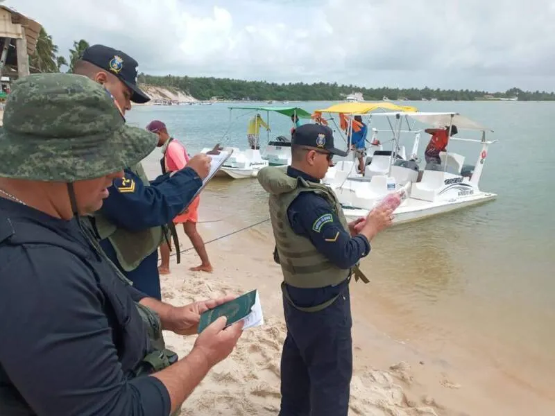 CPAL inspecionou 51 embarcações, emitiu 13 notificações e apreendeu 3 embarcações.