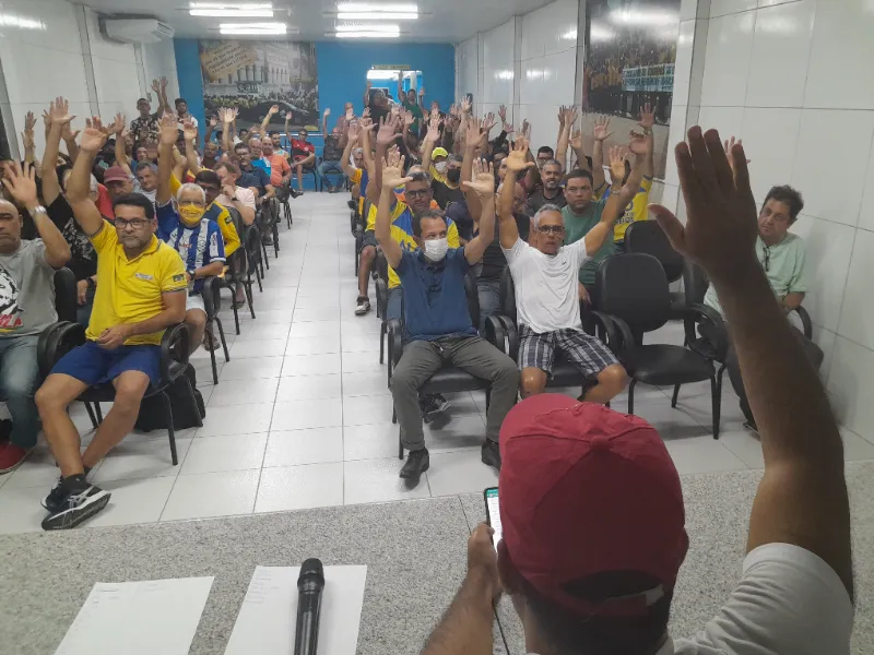 Assembleia dos trabalhadores dos Correios decide aceitar proposta feita pela empresa