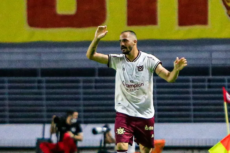 Sem fazer gols há oito jogos, Anselmo Ramon alcança a sua pior marca pelo CRB nesta temporada