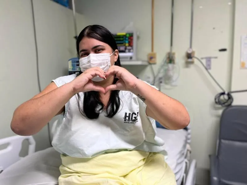 Alayne da Silva Oliveira, de 28 anos, foi baleada por criminosos enquanto trabalhava no Benedito Bentes, em Maceió