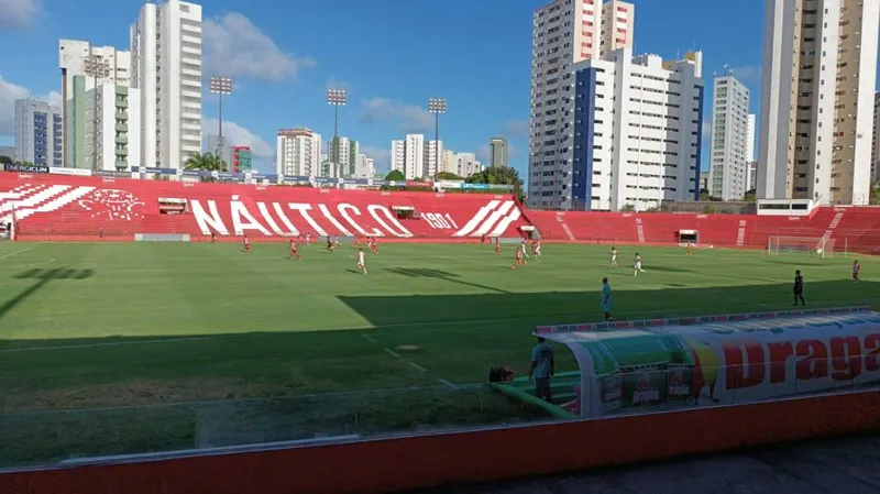 Estádio dos Aflitos, em Recife, foi palco da vitória do Timbu, por 3 a 1, sobre o Tricolorido, na Copa do Brasil