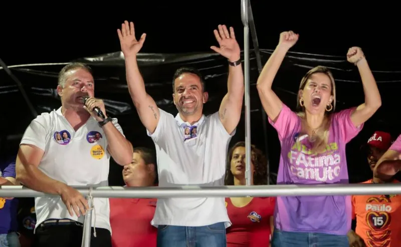 Imagem ilustrativa da imagem CUNHA TENTA IMPEDIR USo DA IMAGEM DE LULA, DIZ COLIGAÇÃO DE DANTAS