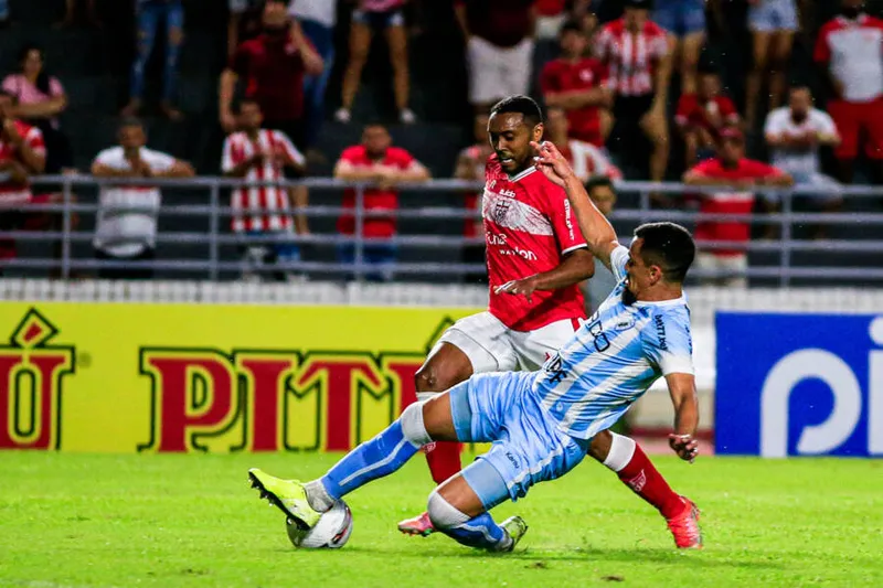 CRB e Londrina já duelaram nesta Série B, no Rei Pelé, pelo jogo de ida, e, nesta terça, voltam a se enfrentar no Paraná