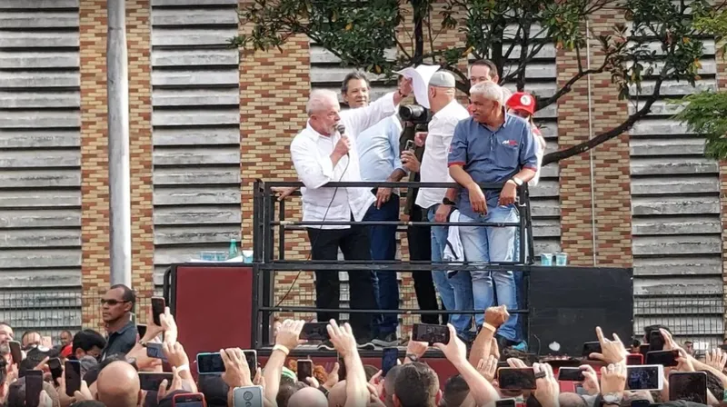 Imagem ilustrativa da imagem LULA FALA SOBRE FOME E FAZ ACENO A EVANGÉLICOS