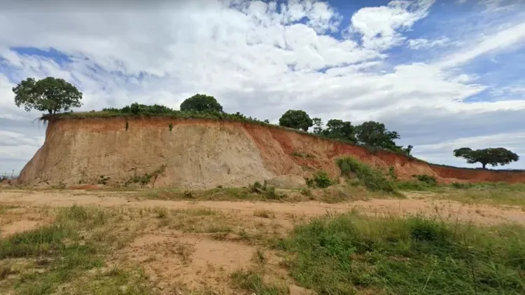 Imagem ilustrativa da imagem MILÍCIA NO RIO EXPANDE NEGÓCIOS E ATUA EM MINERAÇÃO E EMPRÉSTIMOS