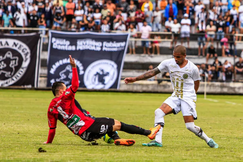 Arapiraca, 21 de agosto de 2022
Lance do jogo entre ASA e Pouso Alegre, partida válida pela Quartas de Final do Brasileirão Série D, realizada no Estádio Municipal Coaracy da Mata Fonseca,  em Arapiraca. Alagoas - Brasil.
Foto: Ailton Cruz
