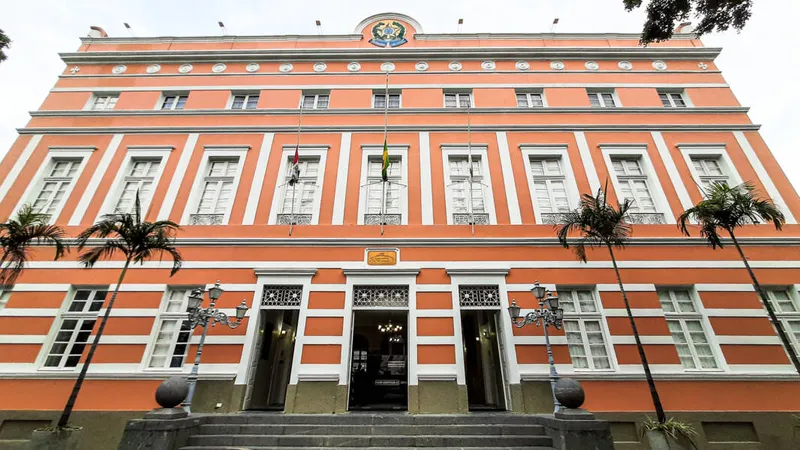 Imagem ilustrativa da imagem NÚMERO DE CANDIDATOS A DEPUTADO ESTADUAL CAI 20% EM ALAGOAS