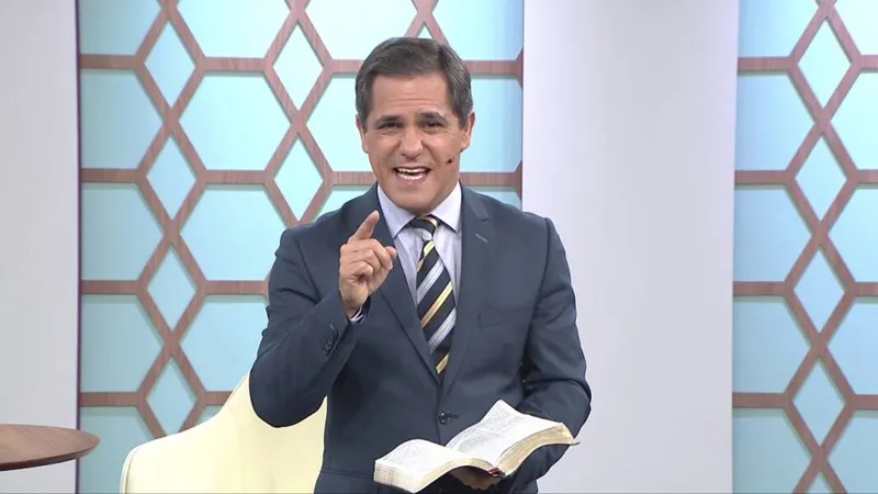 Pastor Gilson Brito é apresentador do programa ‘Este Dia com Deus’, da Igreja Adventista do Sétimo Dia