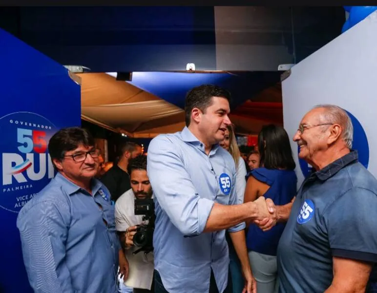 Imagem ilustrativa da imagem RUI INAUGURA COMITÊ DE CAMPANHA EM ARAPIRACA