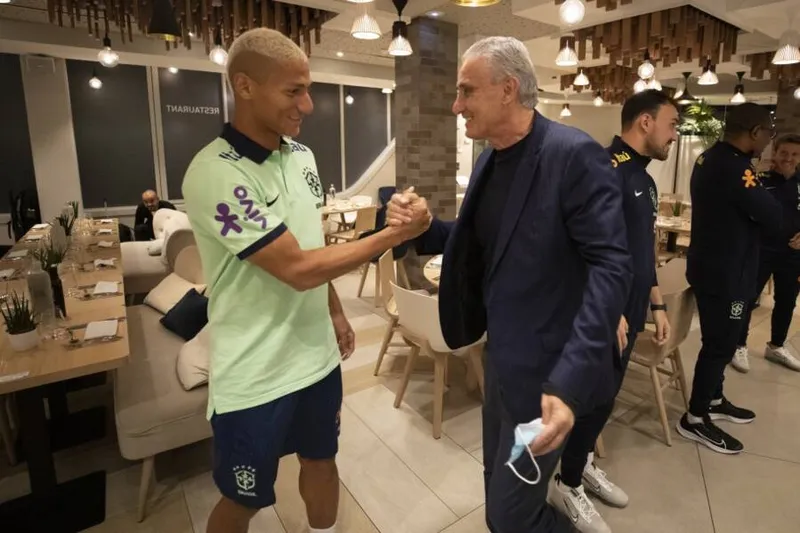 Richarlison, atacante do Tottenham, foi um dos primeiros a chegar na concentração da Seleção Brasileira