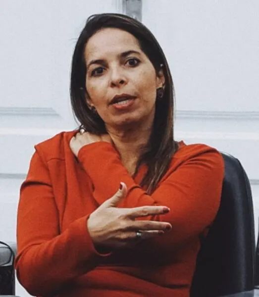 Luciana Santana: “Até hoje a gente não tem uma política de conscientização, de vigilância”