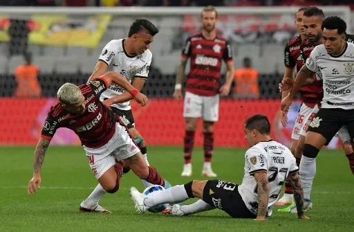 Na Arena Corinthians, paulistas e cariocas começam a decidir quem levará o troféu da Copa do Brasil de 2022