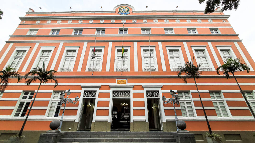 Imagem ilustrativa da imagem NÚMERO DE CANDIDATOS A DEPUTADO ESTADUAL CAI 20% EM ALAGOAS
