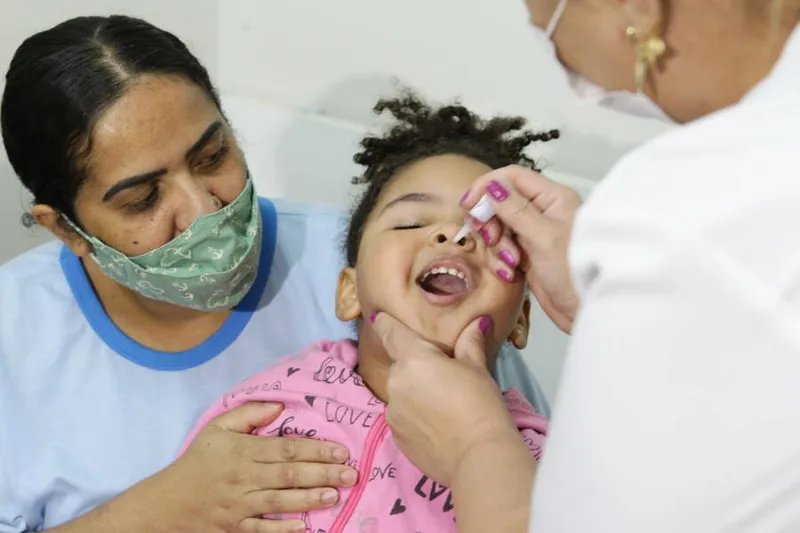 54% das crianças aptas a receber a dose ainda não buscaram a vacinação em Maceió