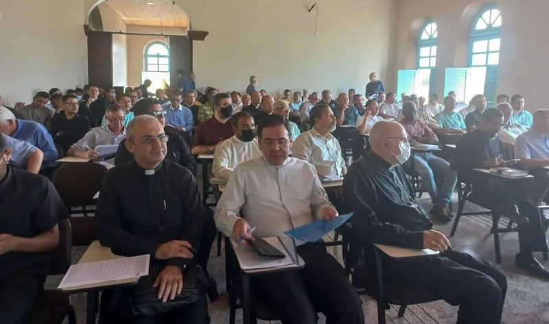 Clero da Arquidiocese de Maceió se prepara para a realização do tríduo eucarístico e convida todo o povo de Deus