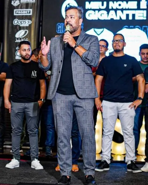 Atual presidente do Gigante, Rogério Siqueira ganhará honraria através da câmara de vereadores de Arapiraca