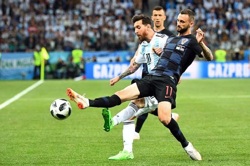 Quatro anos após jogo na Copa da Rússia, argentinos e croatas se reencontram pelas semis