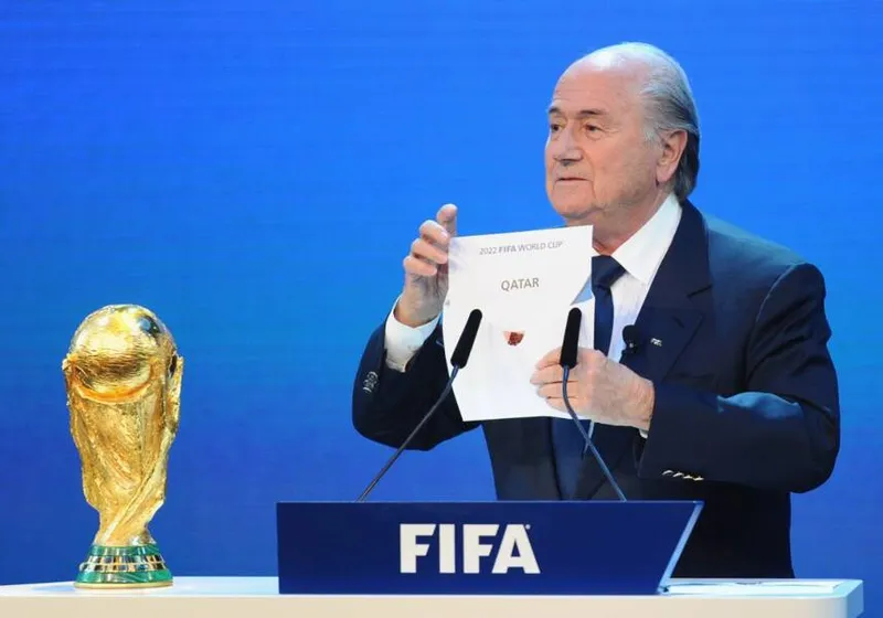 Blatter durante o anúncio do Qatar como sede da Copa do Mundo