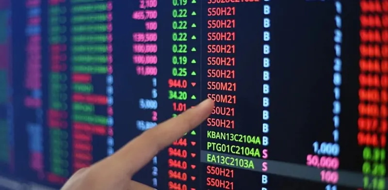 O Ibovespa encerrou o pregão desta quarta-feira com alta de 2,22%, a 106.540 pontos