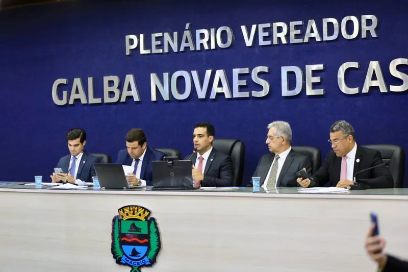 Imagem ilustrativa da imagem CÂMARA RETOMA TRABALHOS COM VOTAÇÃO DE INDICAÇÕES