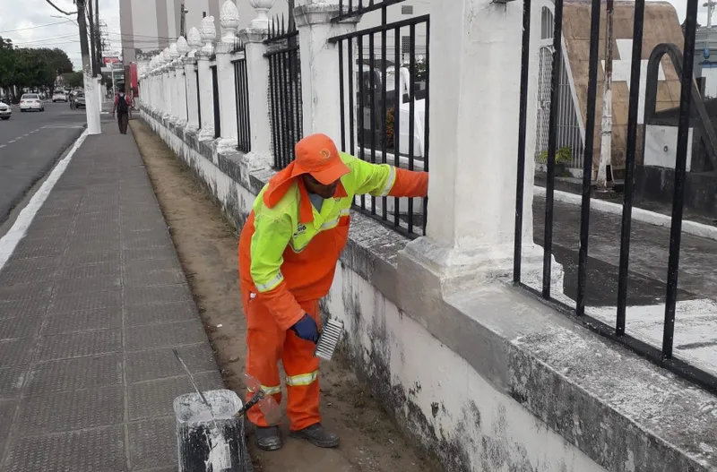 As ações realizadas pela Sudes envolvem capinação, limpeza, consertos e pinturas