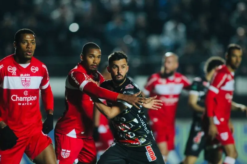 Campanha fora de casa não permitiu ao Galo sonhar com algo mais ousado nesta Série B