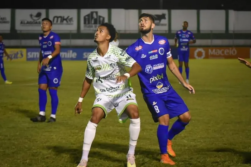 Cruzeiro e Murici se enfrentam esta noite, no Estádio Coaracy da Mata Fonseca, em Arapiraca