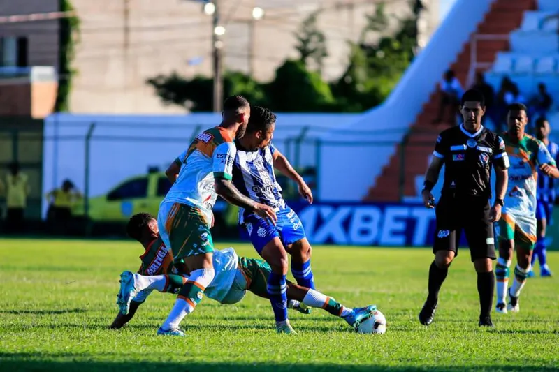 Empate com o Coruripe, no Gerson Amaral, eliminou o Azulão do Campeonato Alagoano 2023
