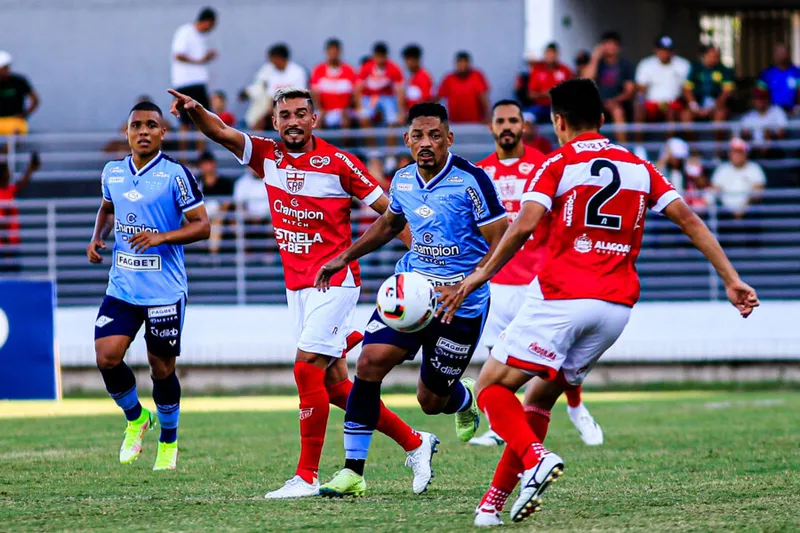 Clássico pode encaminhar classificação do Galo ou concretizar reação do time marujo