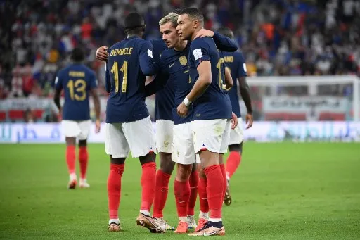 França, do artilheiro Mbappé, enfrenta a Inglaterra neste sábado, pelas quartas de final da Copa do Mundo