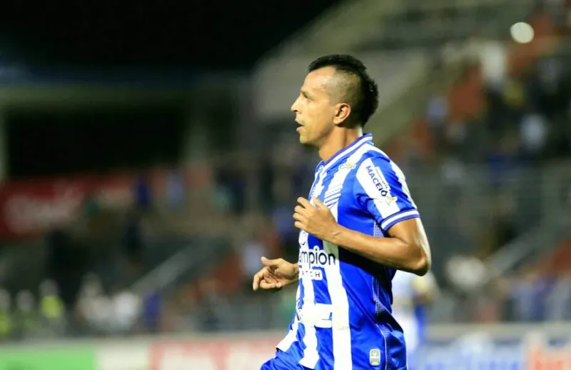 Apesar de ter sido anunciado pelo Tricolorido, meia Didira deve jogar com a camisa do Remo no próximo ano