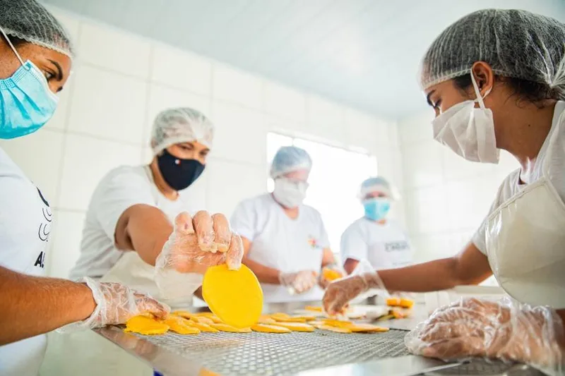 Imagem ilustrativa da imagem ECONOMIA SOLIDÁRIA SE TORNA UM DOS PILARES DA GESTÃO ESTADUAL