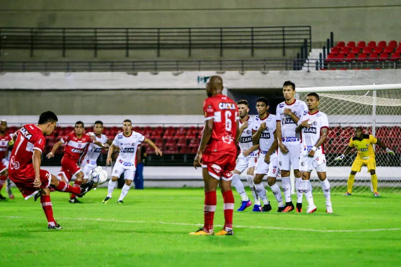 Maceió, 01 de maio de 2018
Lance do jogo entre CRB e Campinense-PB, partida válida pela pelo pré-regional da Copa do Nordeste 2018-2019, realizada no Estádio Rei Pelé. Alagoas - Brasil.
Foto: ©Ailton Cruz