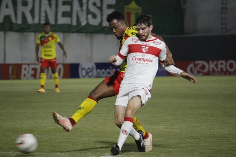 Jogando fora de casa e já tranquilo na tabela, CRB ficou no empate sem gols com o Brusque pela Série B