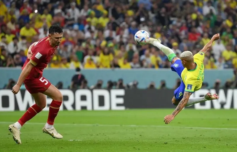 Pintura de Richarlison logo na estreia da Copa do Mundo ganhou o prêmio de gol mais bonito do Mundial