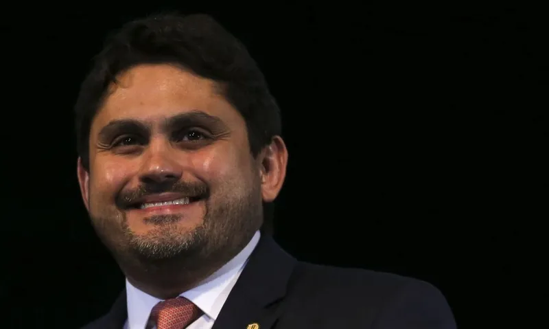 Imagem ilustrativa da imagem LULA DECIDE MANTER JUSCELINO, MAS COBRA MAIS EMPENHO DO UNIÃO BRASIL