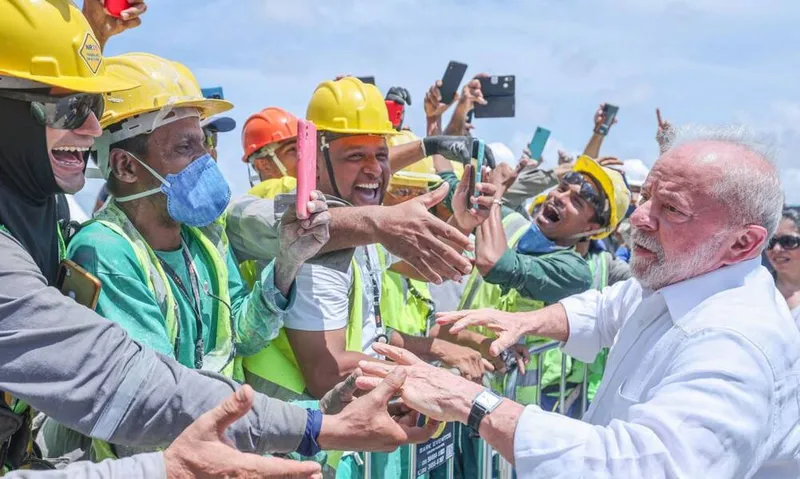 Imagem ilustrativa da imagem LULA DIZ QUE ANUNCIA NOVO BOLSA FAMÍLIA NA PRÓXIMA SEMANA