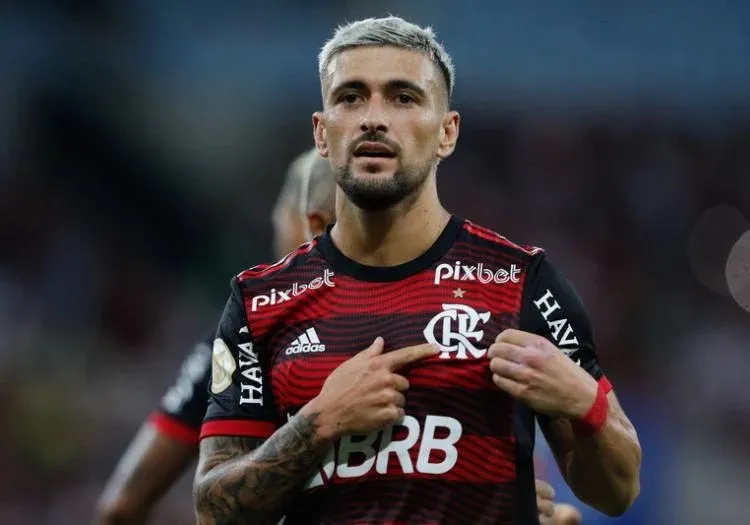 Uruguaio Arrascaeta, do Flamengo, vem sendo destaque no futebol brasileiro há alguns anos