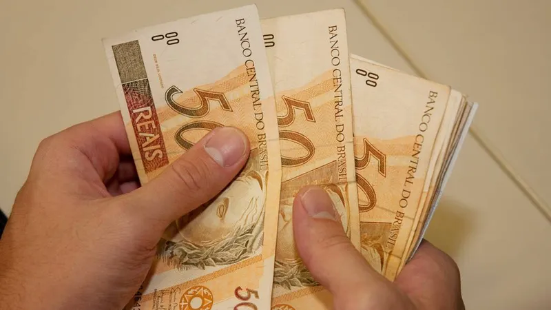 O governo diz que os dois valores terão a finalidade de considerar tamanho de cada família
