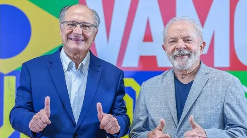 Imagem ilustrativa da imagem PROGRAMAS COMO AUXÍLIO BRASIL PODEM SER REAJUSTADOS POR MP