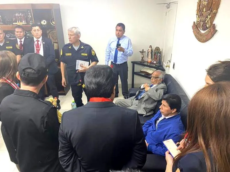 Chamando Castillo de ex-presidente, a Polícia Federal informou que o político foi detido