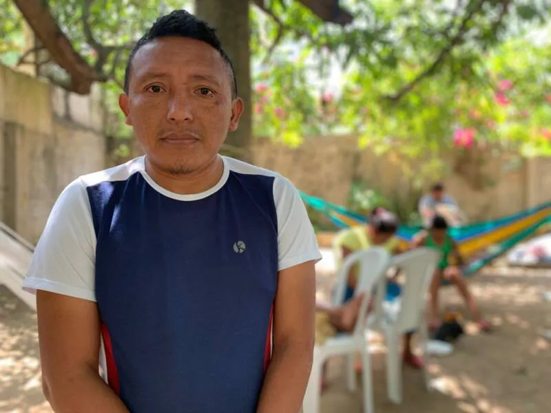 O venezuelano Anibal Perez Cardona levou três anos para chegar a Maceió com sua família