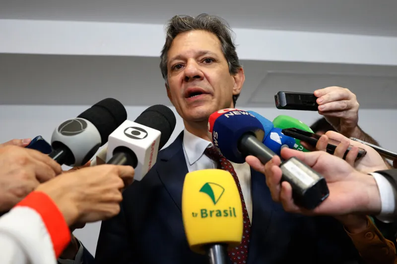 Imagem ilustrativa da imagem ARCABOUÇO: EM BUSCA DE APOIO, HADDAD SE REUNIRÁ COM SENADORES