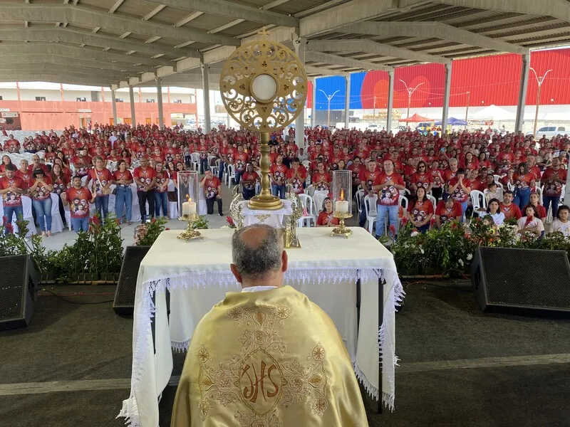 No domingo (30), a programação foi diversificada e a celebração dos 30 anos do ECC culminou com a Santa Missa