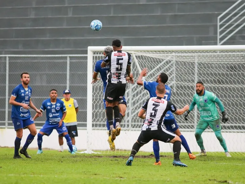 Dupla arapiraquense ainda está na disputa por uma das vagas no mata-mata da Série D