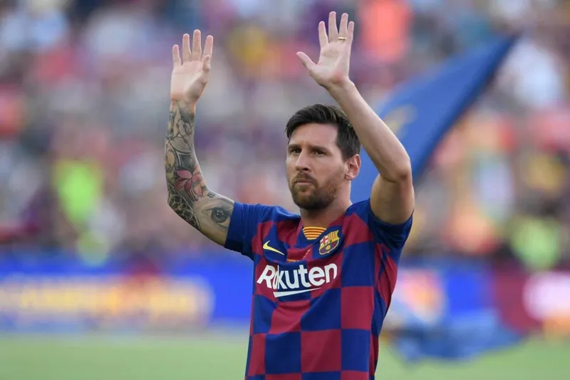 Barcelona consegue aporte financeiro em patrocínio e se aproxima de contratação de Lionel Messi
