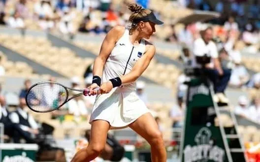 Bia Haddad encarou a número 1 do mundo do tênis, mas acabou sendo eliminada nas semifinais do Grand Slam